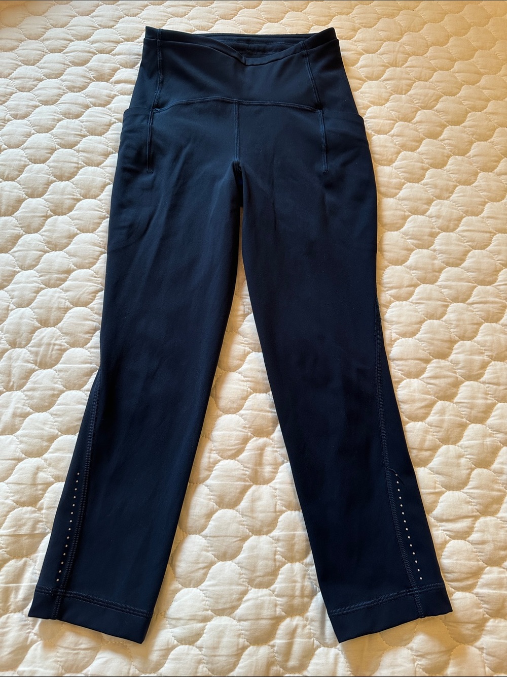 lululemon athletica Navy Ankle Cropped Performance Leggings